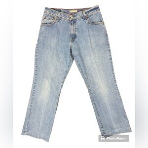 Levi 550 relaxed bootcut denim jeans women’s size 10P